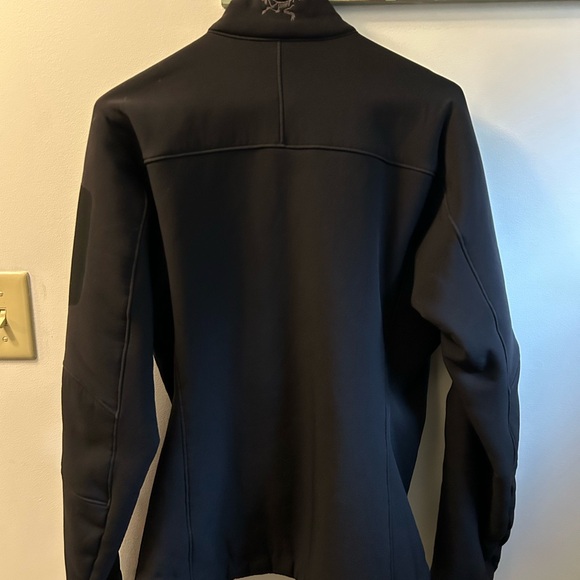 Black Arc’teryx Soft Shell - Picture 5 of 5